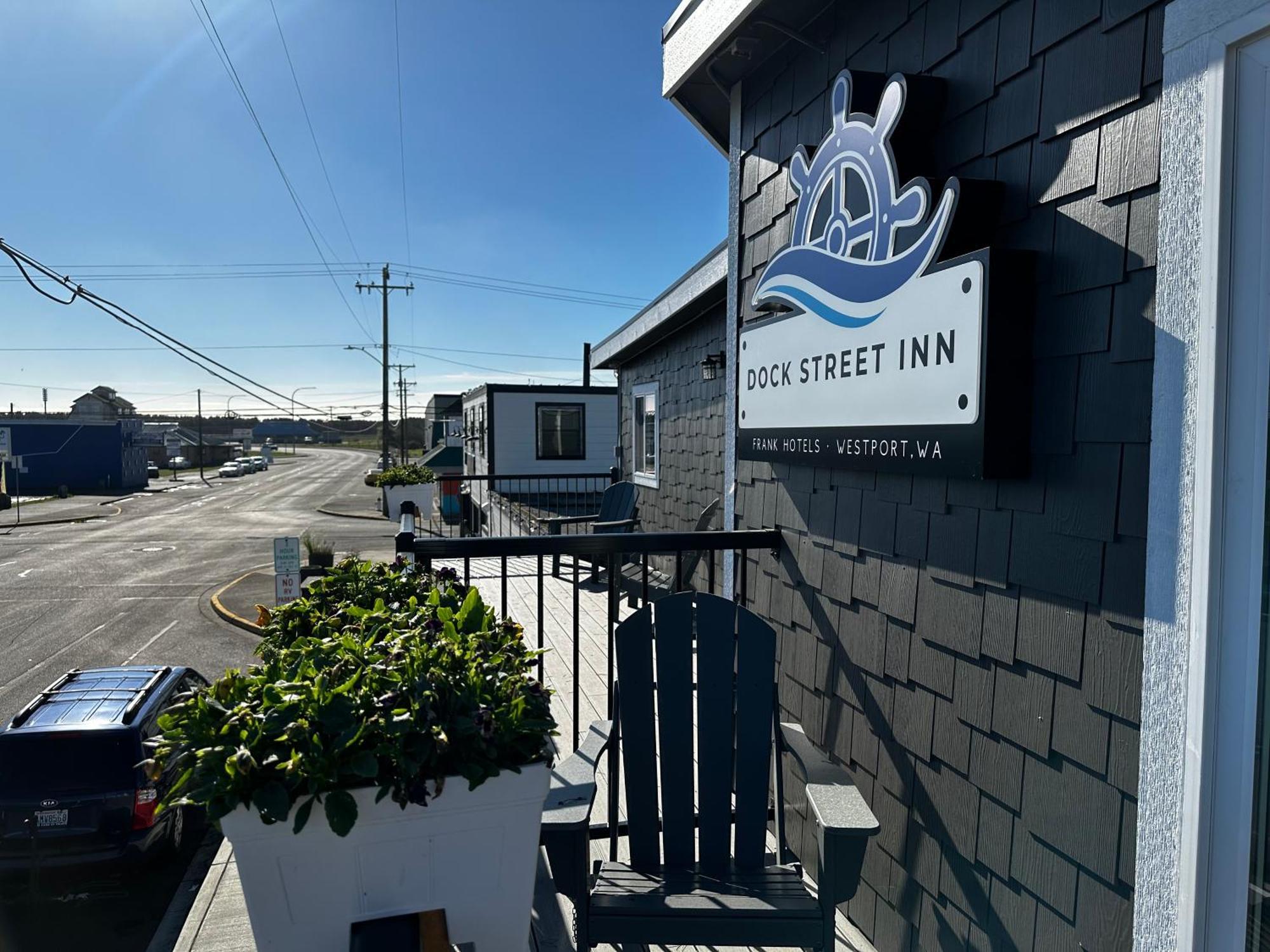 Dock Street Inn Westport Exterior foto