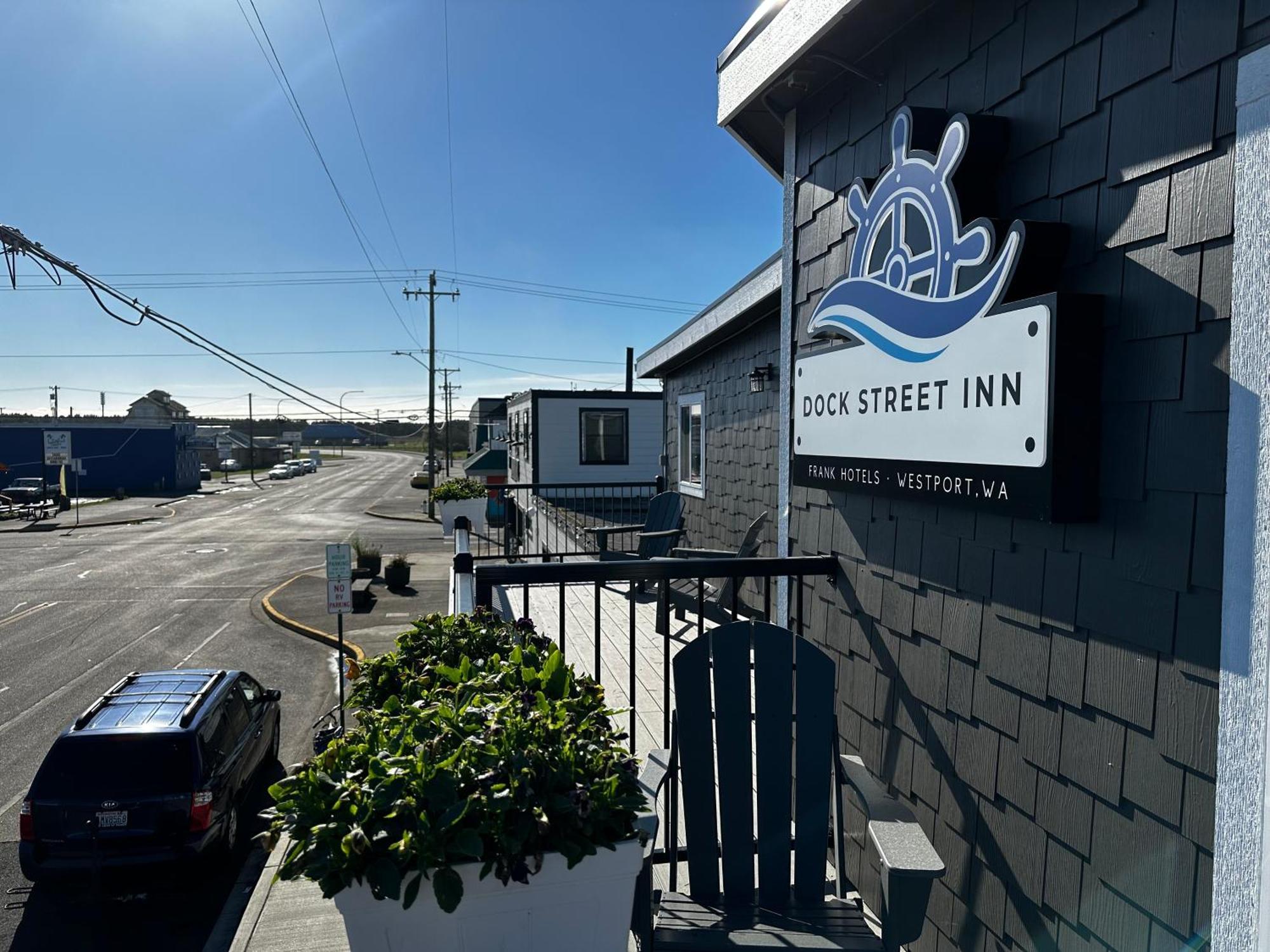 Dock Street Inn Westport Exterior foto